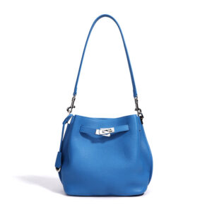 front of Shoulder Bag Turnlock Closure with Belt Strap XL522 Blue
